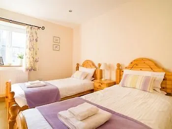 Hotel Degembris